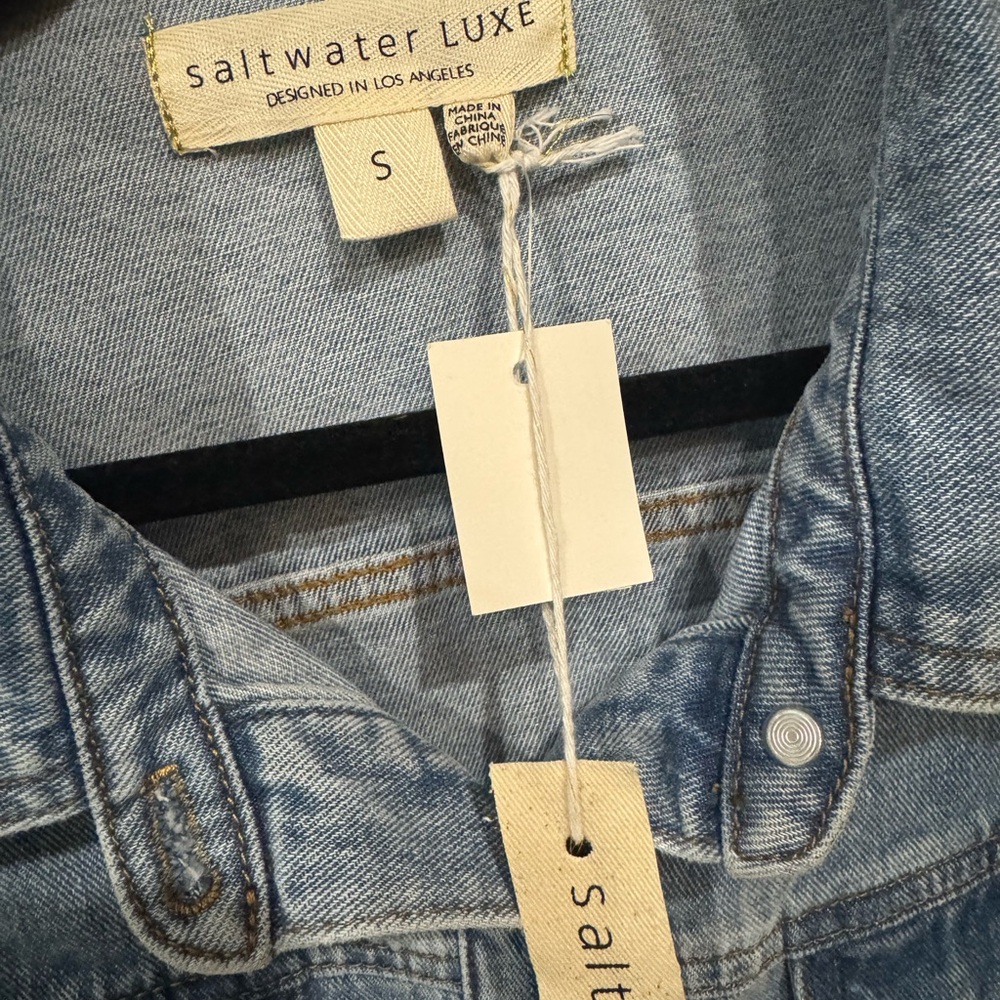 Saltwater Luxe Women's Denim Jacket, size Small. NWT! - Picture 3 of 3